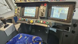 Każdy z tramwajów został wyposażony m.in. w system monitoringu, liczenia pasażerów oraz jest kompatybilny z systemem ITS stosowanym w Toruniu